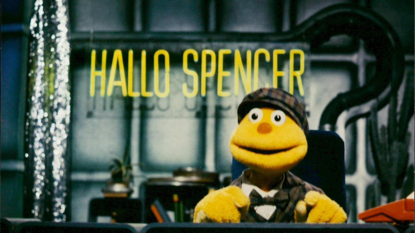 Die Puppen-Serie "Hallo Spencer" wurde in Deutschland zwischen 1979 und 2001 ausgestrahlt. Jetzt feiert sie ein Comeback. Jan Böhmermann mischt mit.