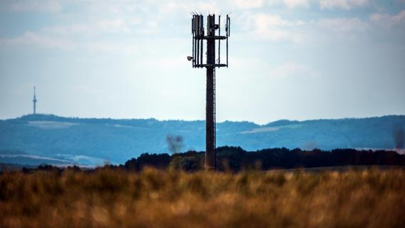 Bei Wallesau sorgt ein geplanter Mobilfunkmast schon im Vorfeld für Ärger