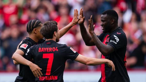 Historische Saison: Bayer erster Meister ohne Niederlage