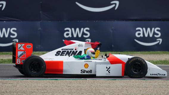 30 Jahre nach Sennas Tod: Vettel dreht Gedenkrunden in Imola