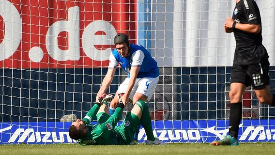 Hansa-Fans sorgen bei Rostock-Abstieg fast für Abbruch