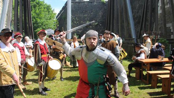 Burgfest in Schnaittach: Zu Besuch bei Rittern und Landsknechten