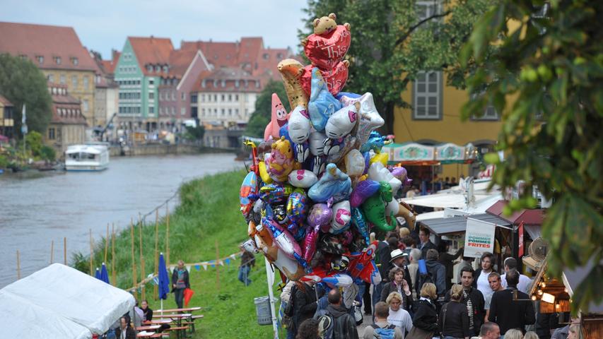 Auch in diesem Jahr können Besucher der traditionellen Sandkerwa in Bamberg einiges erleben. Vom 21. bis 25. August geht die Sandkerwa in die 64. Runde.
