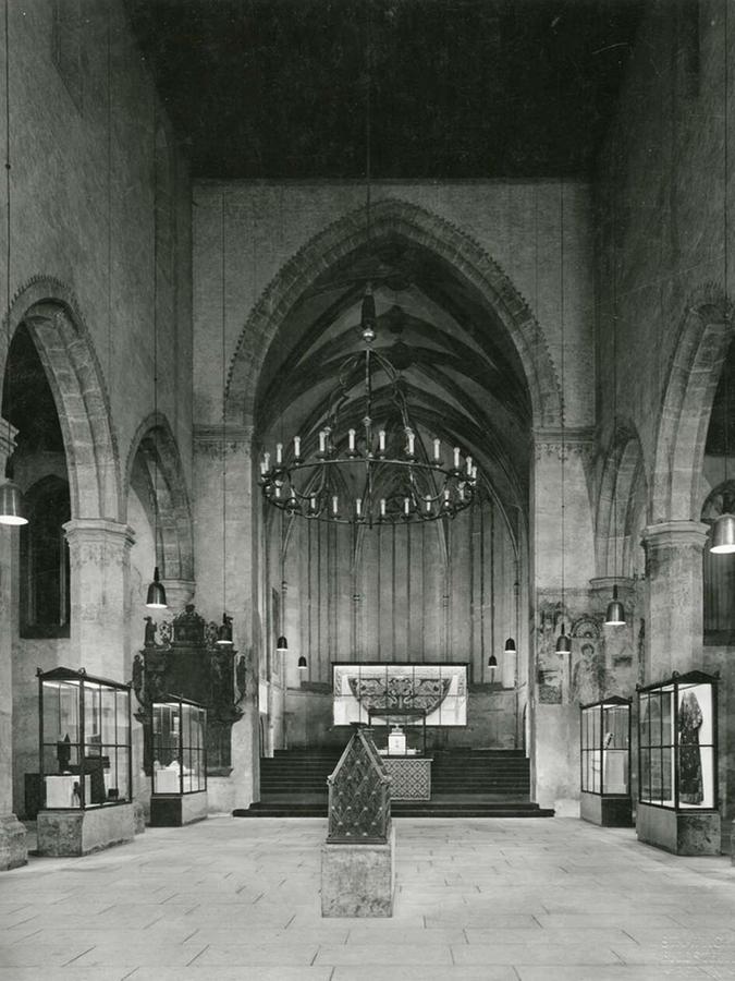 1938-39 war die Katharinenkirche Ausstellungsort der "heimgeholten" Reichskleinodien – eine Propaganda-Aktion der Nationalsozialisten.
