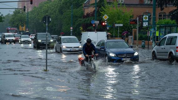 Starkregen im Norden Deutschlands - weiterhin Unwettergefahr