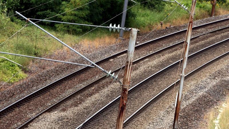 Ein 45-Jähriger verhöckerte jahrelang nicht abtransportieres Alteisen der Bahn in Höhe von rund 45.000 Euro.