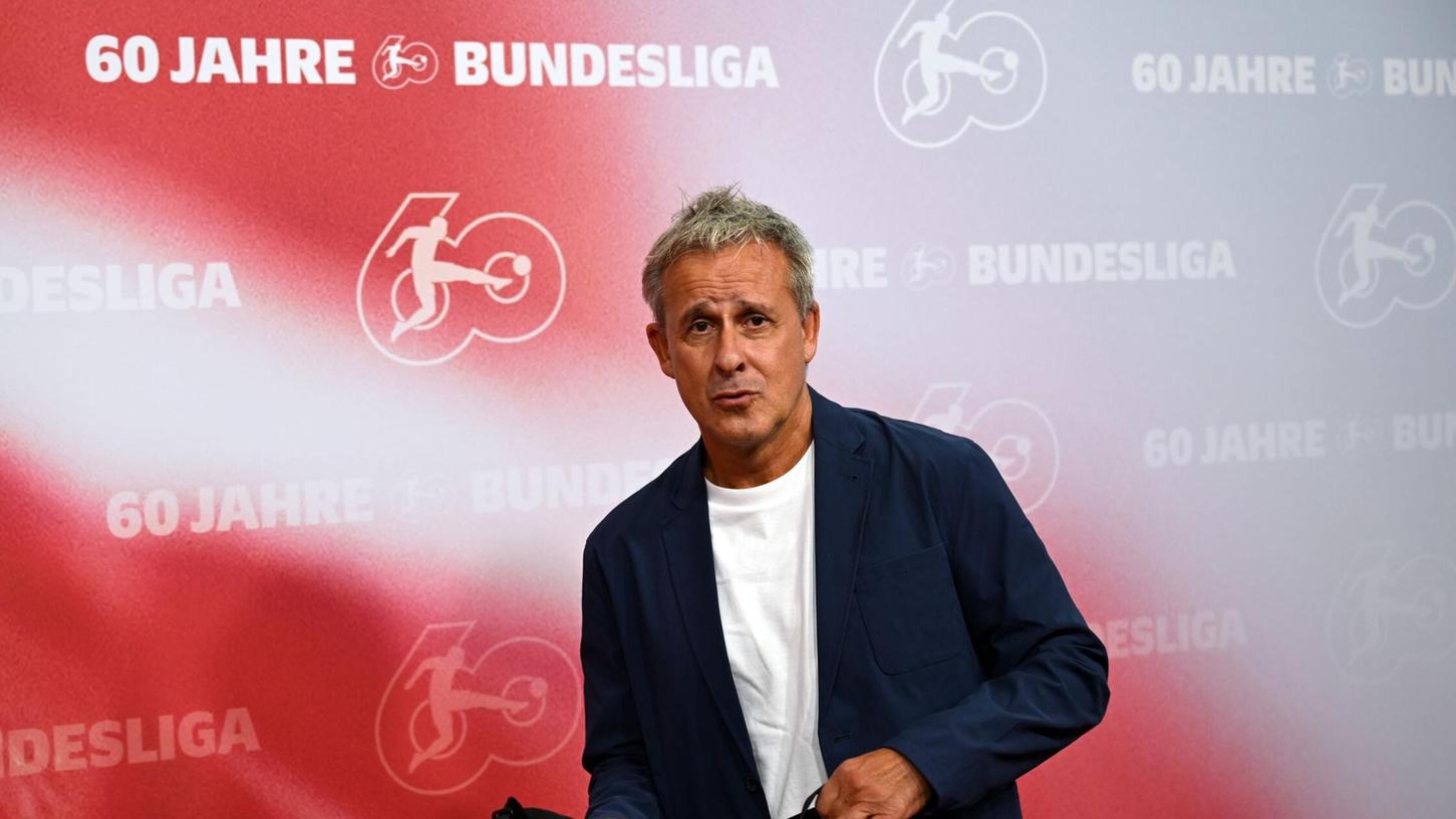 Ex-Profi Pierre Littbarski übt scharfe Kritik an den Verantwortlichen beim 1. FC Köln.
