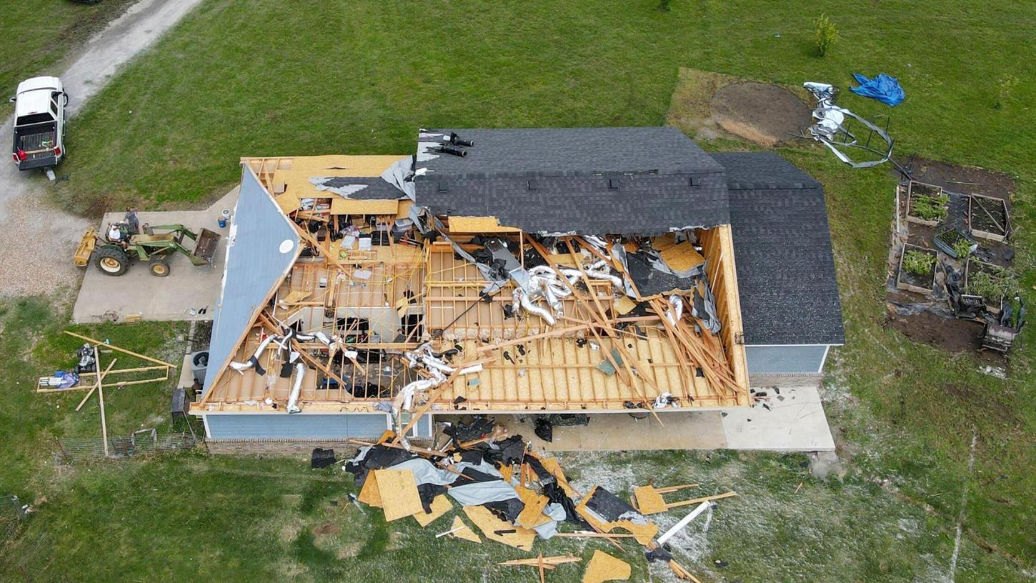 Schäden an einem Haus in Oklahoma nach einem Sturm in der Nacht zuvor.