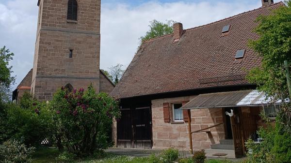 Wiederbelebung Mesnerhaus Kleinschwarzenlohe