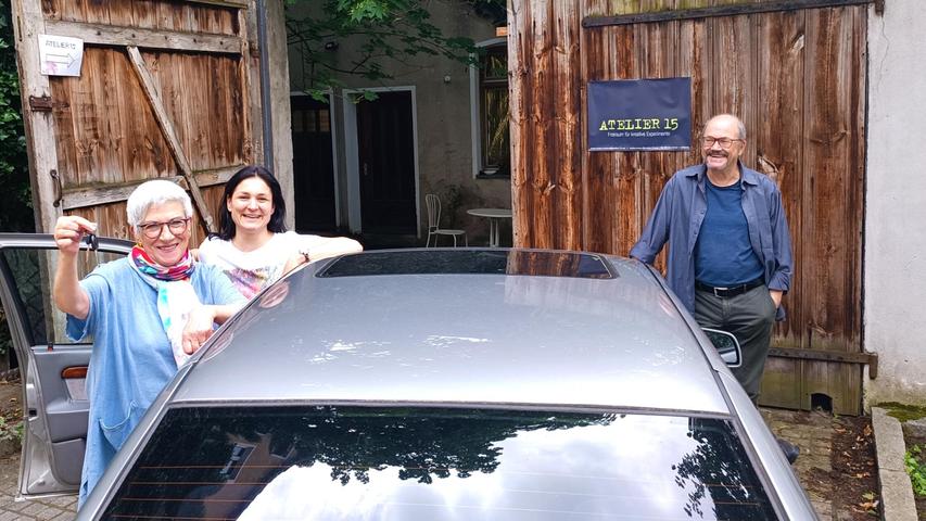 Privates Carsharing in Schwabach: Mutter und Ehepaar teilen sich ein Auto, auch weil Angebote fehlen