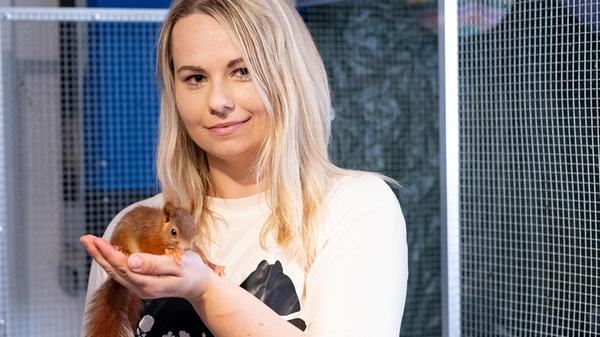 Eichhörnchen-Retterin