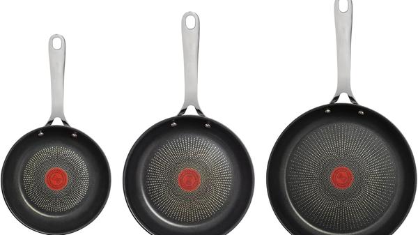 Es gibt auch ein Bundle aus allen drei Pfannen.