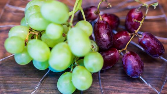 Warum kernlose Trauben besser nicht im Einkaufswagen landen sollten