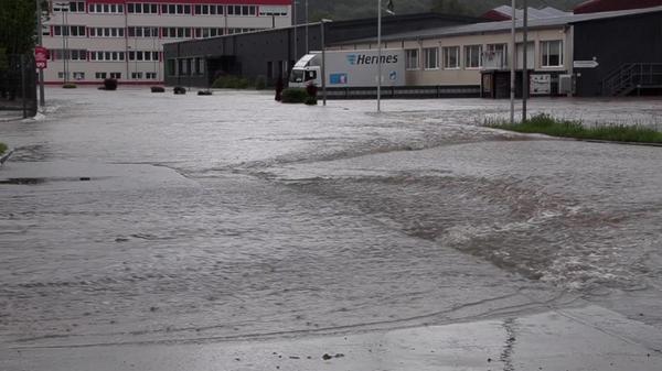 Im Landkreis Günzburg in Schwaben kam es ebenfalls zu starken Überschwemmung und Hochwasser.