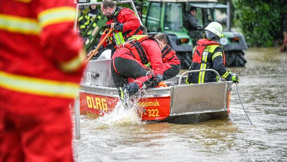 Hochwasser in Bayern: Zehn Landkreise rufen Katastrophenfall aus - Söder: „Bitte Regeln befolgen“