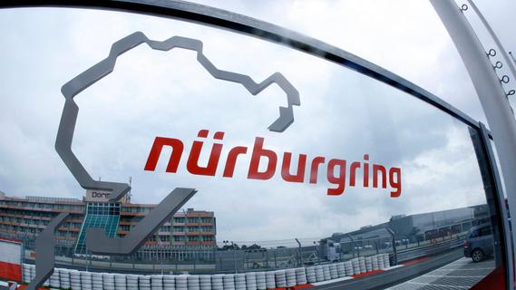 Nebel: 24-Stunden-Rennen auf dem Nürburgring abgebrochen