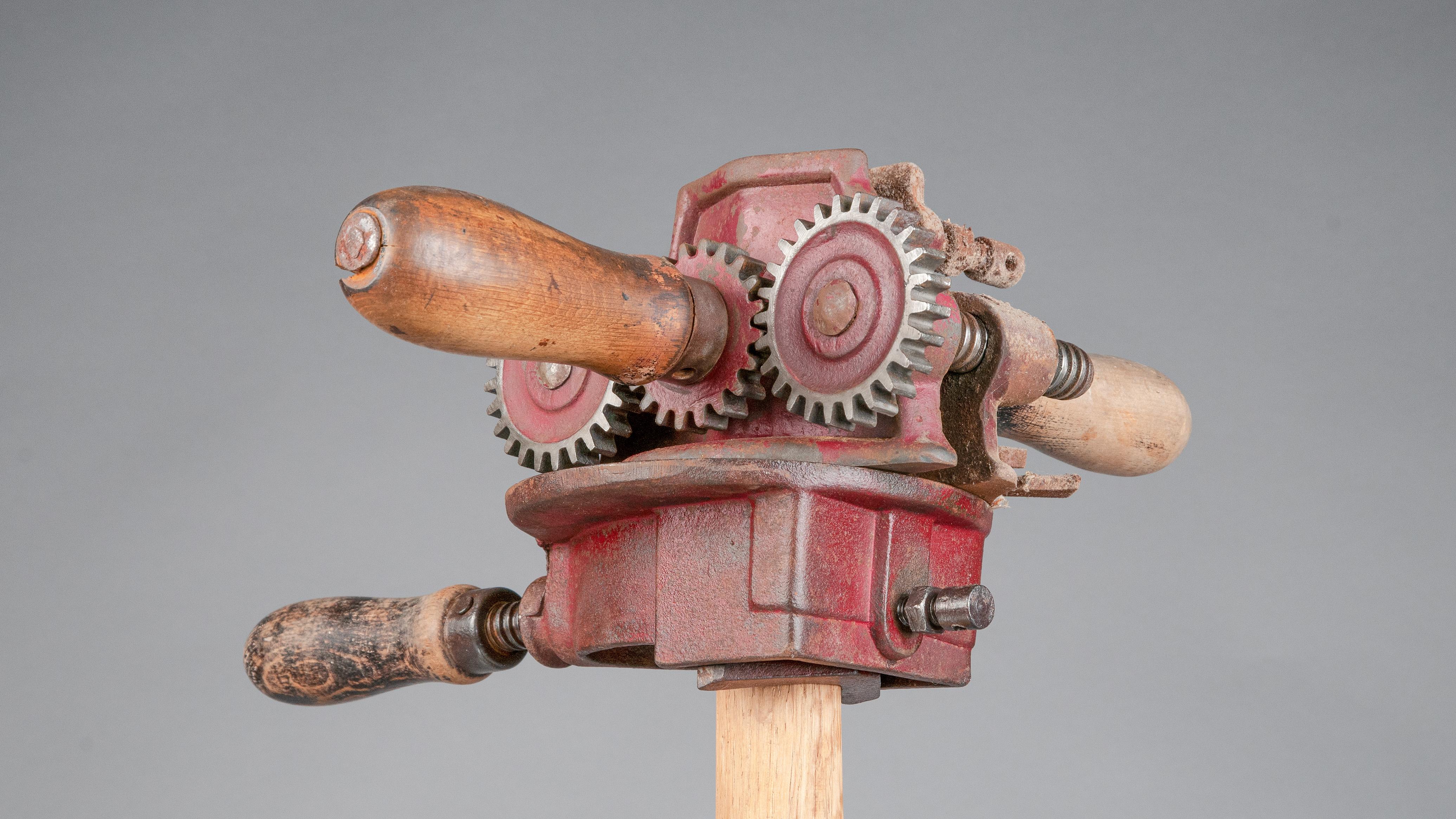 (1a) Speichenzapfenhobel[1]online.jpg