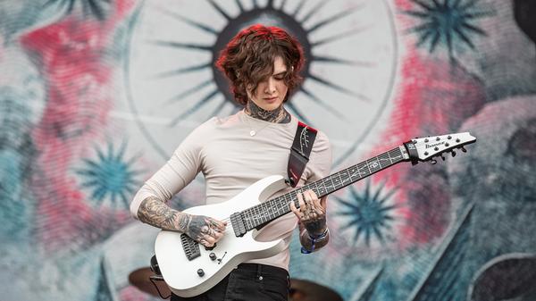 Polyphia begeisterten ihre Fans am Samstagnachmittag auf der Mandora Stage.