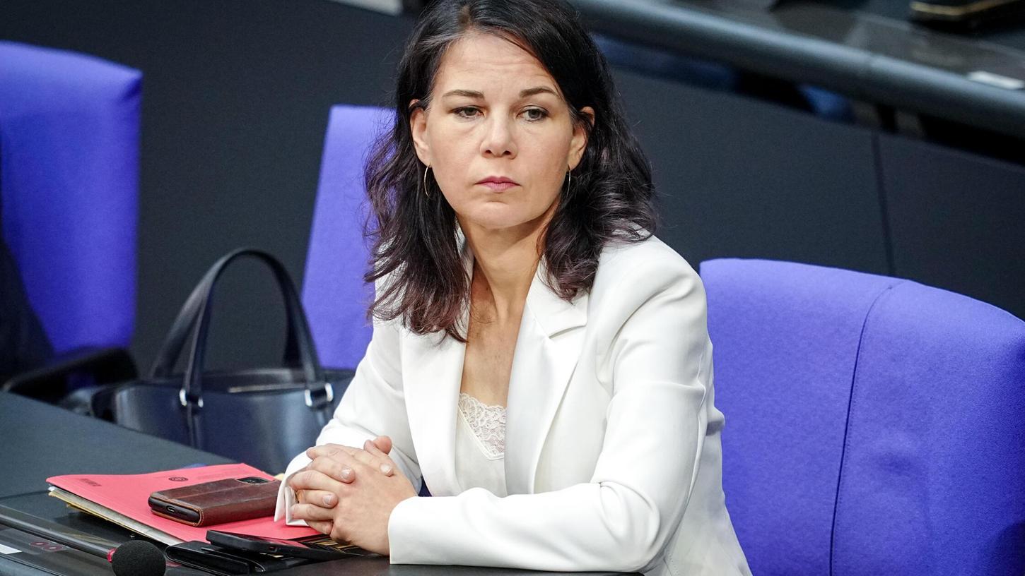 Außenministerin Annalena Baerbock (Bündnis 90/Die Grünen) hat in Oberfranken Strafanzeige gegen einen Mann aus dem Kreis Kronach gestellt.