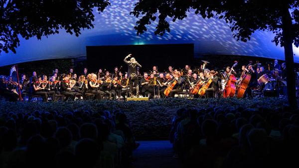 Sommer im Serenadenhof der Nürnberger Symphoniker