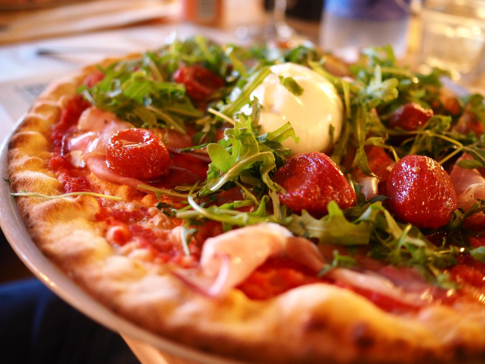Tipp: Die leckere Pizza Summer mit Büffel-Mozzarella und Rucola.