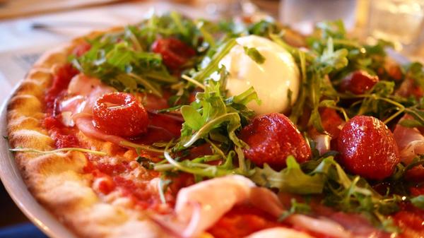 Tipp: Die leckere Pizza Summer mit Büffel-Mozzarella und Rucola.