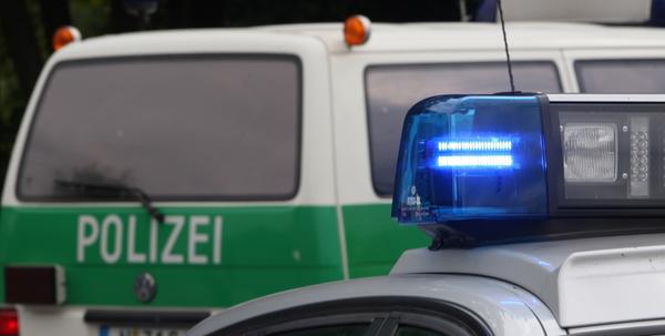 Raser knallte mitten in Bayreuth gegen Hauswand: Gegen Blutprobe gewehrt