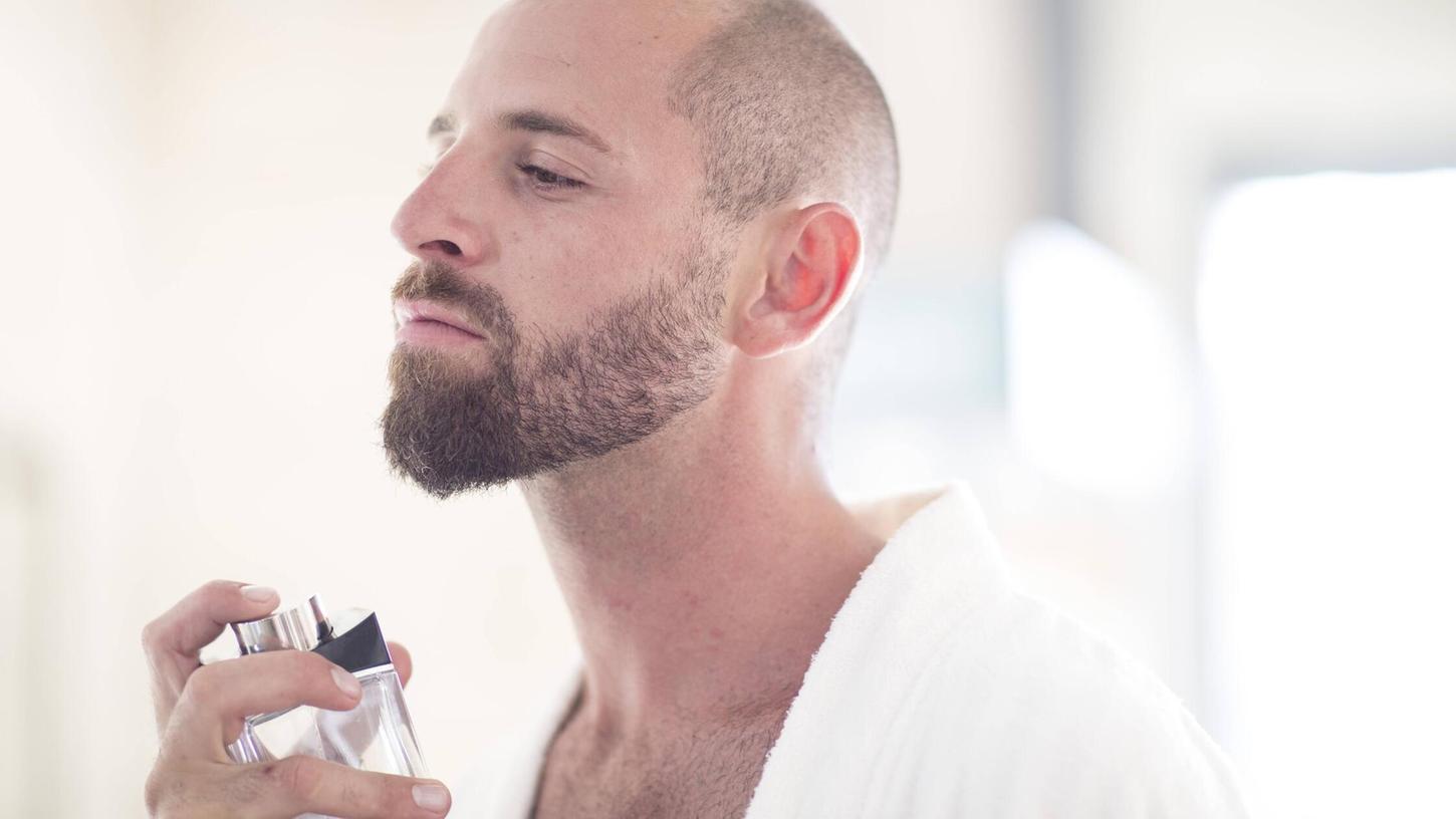 Moschus steckt in vielen Parfums. Moschus steckt in vielen Parfums.