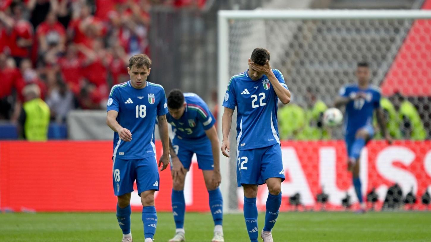 Die Italiener spielten schwach und schieden aus.