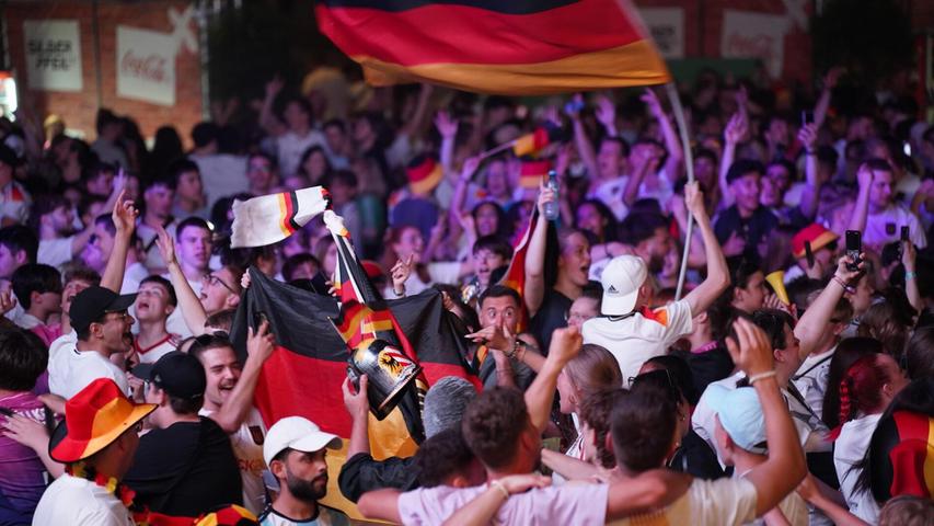 DFB-Elf siegt gegen Dänemark: Tausende in Nürnberg feiern Einzug ins Viertelfinale