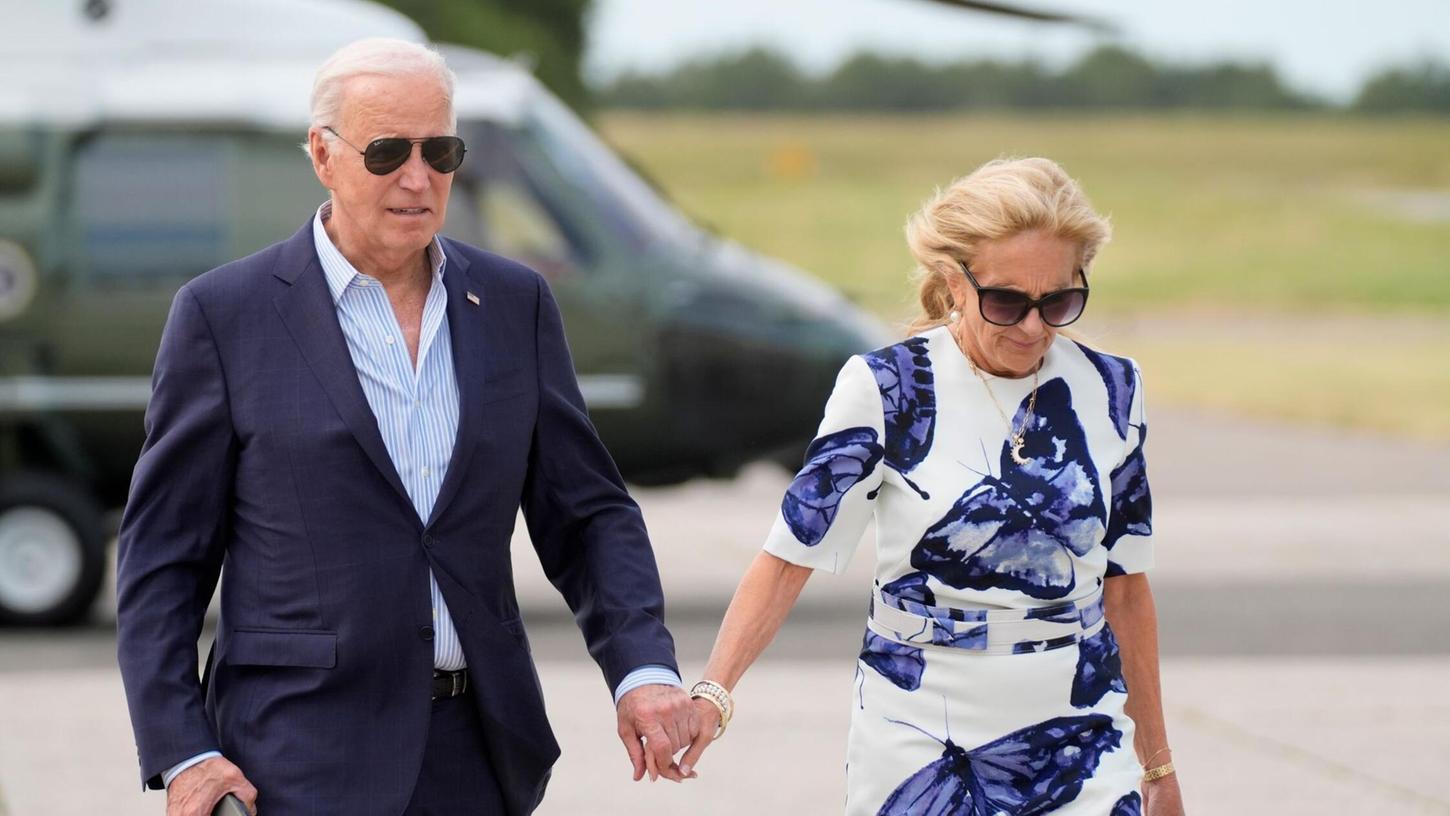 Joe Biden und seine Ehefrau Jill - die First Lady hat in den vergangenen Tagen demonstrativ ihre Unterstützung für den US-Präsidenten gezeigt.