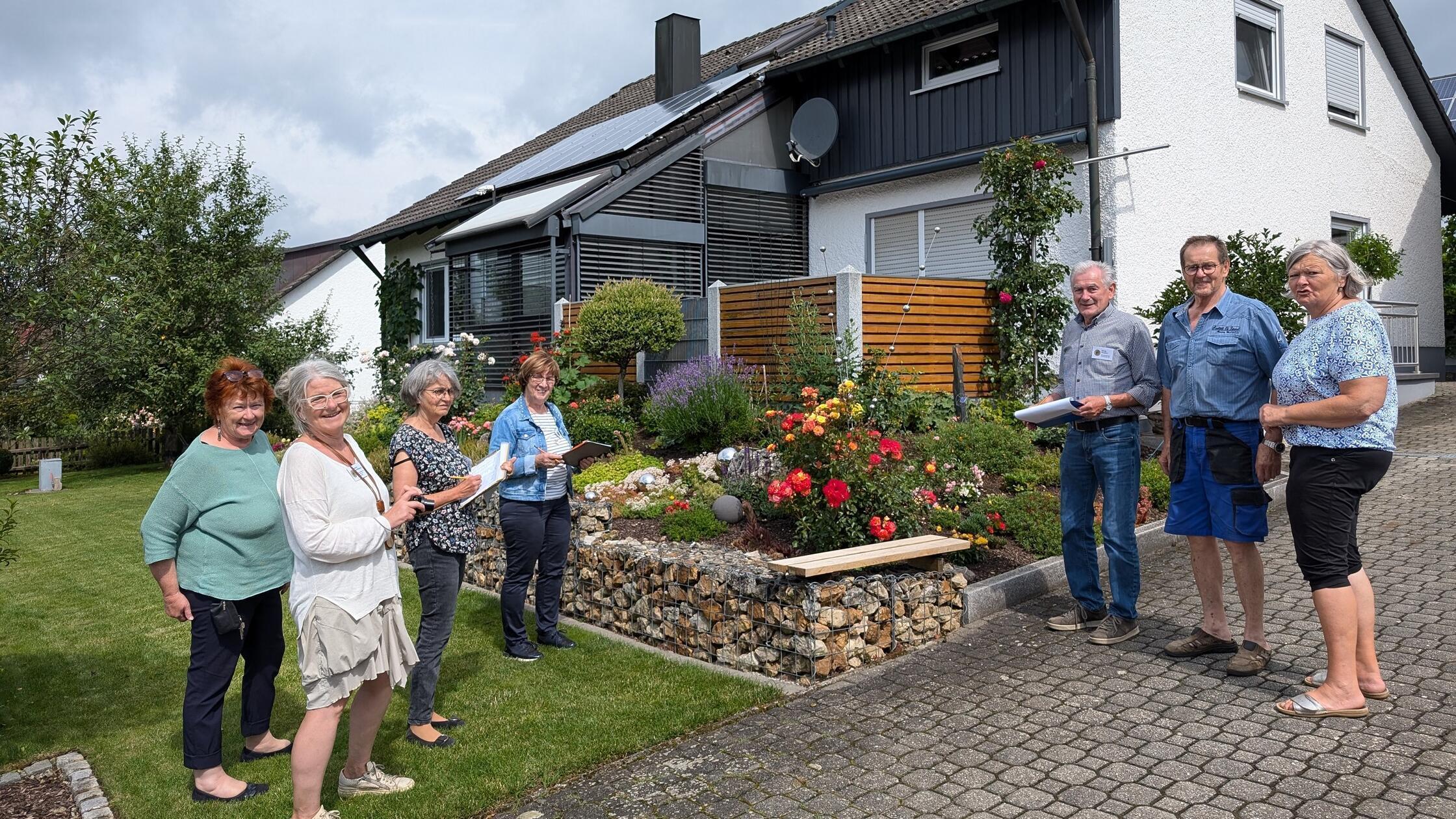 Von „gar nicht schlecht“ bis „alles toll“ BlumenJury hat die ersten