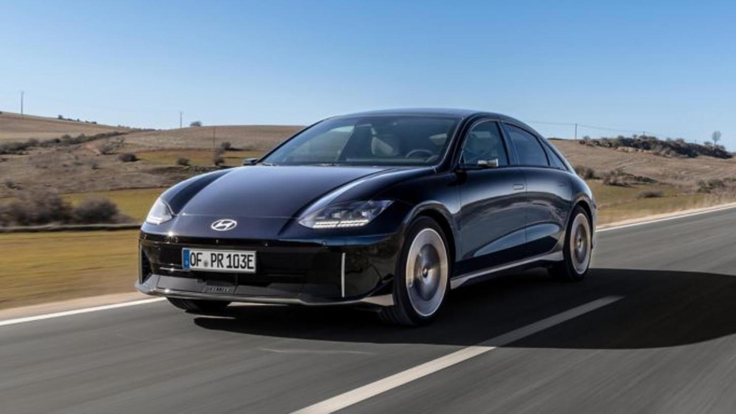Der Hyundai Ioniq 6 erwies sich als Reichweitenkönig. Der Hyundai Ioniq 6 erwies sich als Reichweitenkönig.