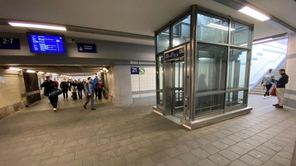 Hauptbahnhof-1-2.jpg