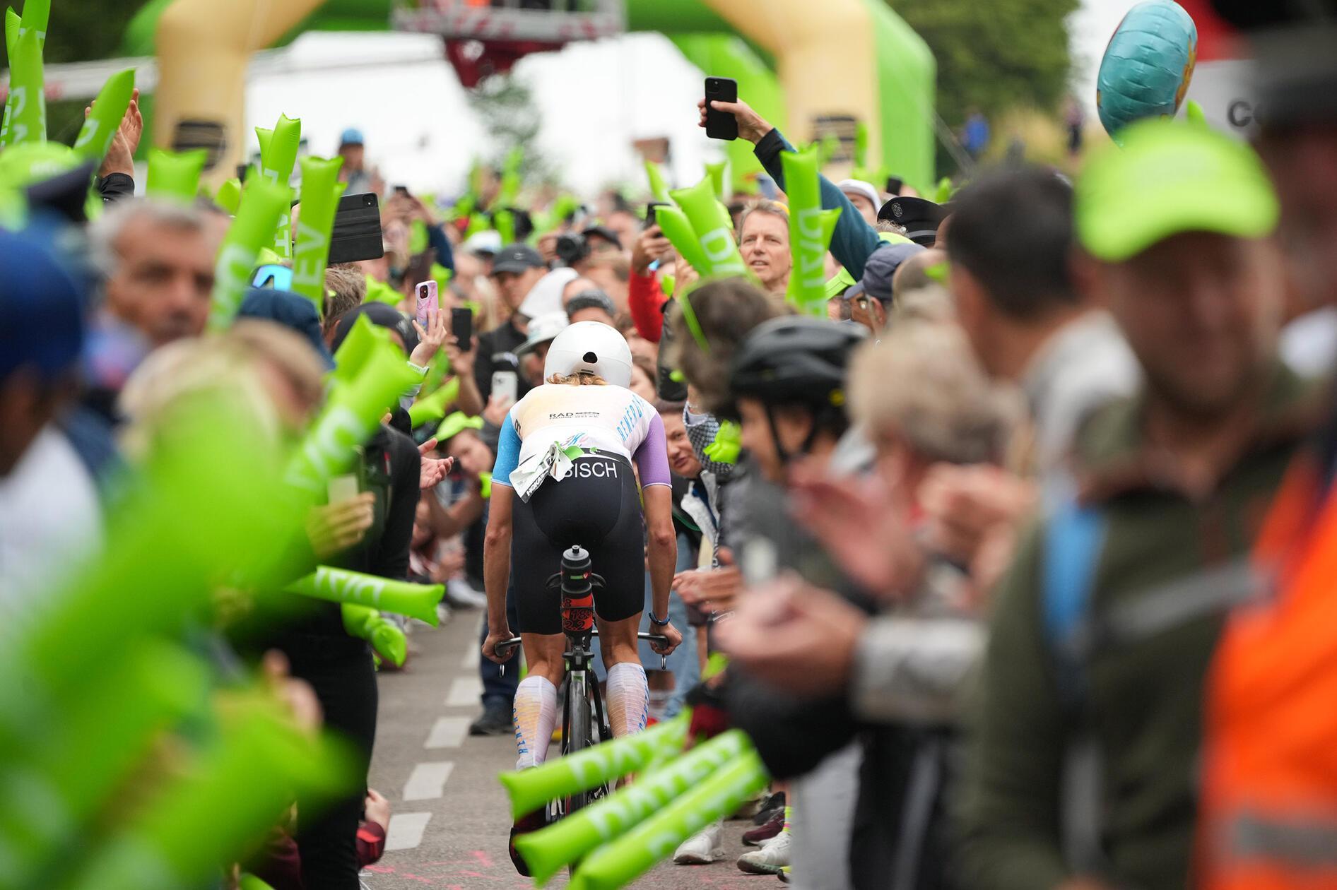 Das Highlight beim Challenge Roth: Bilder vom Stimmungsnest am Solarer Berg