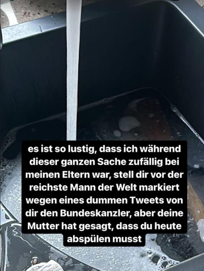 Der Satiriker scheint den Kommentar von Elon Musk nicht ernst zu nehmen. Der Satiriker scheint den Kommentar von Elon Musk nicht ernst zu nehmen.