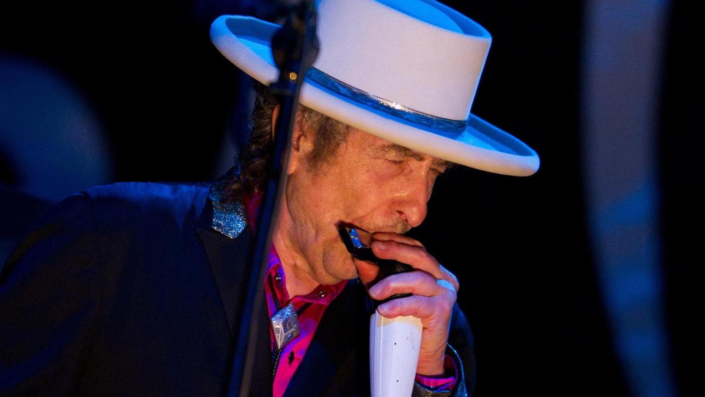 Im Zuge seiner "The Rough and Rowdy Ways Tour" kommt Bob Dylan auch nach Nürnberg. Im Zuge seiner "The Rough and Rowdy Ways Tour" kommt Bob Dylan auch nach Nürnberg.