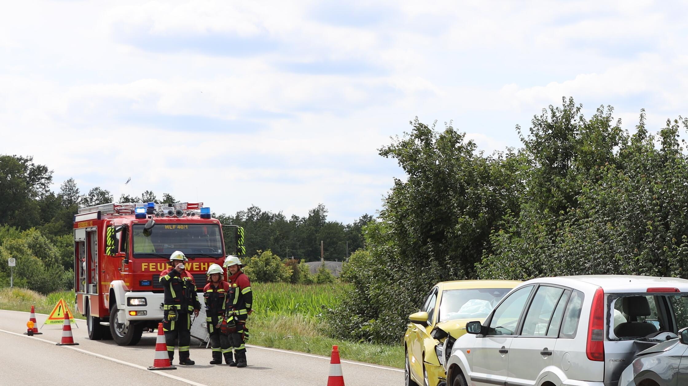 Frontalcrash Und Auffahrunfall Auf Der B466 Zwischen Kammerstein Und ...