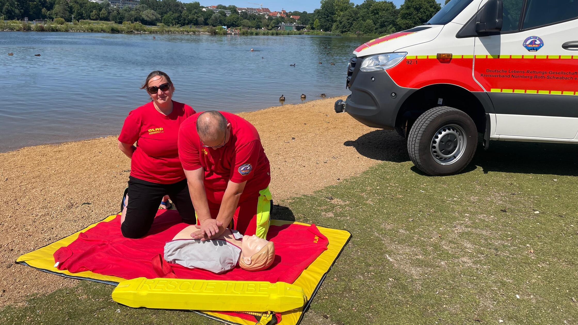 Erste Hilfe mit DLRG