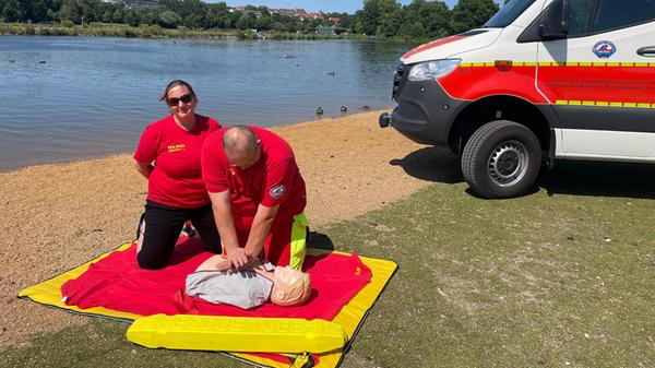 Erste Hilfe mit DLRG