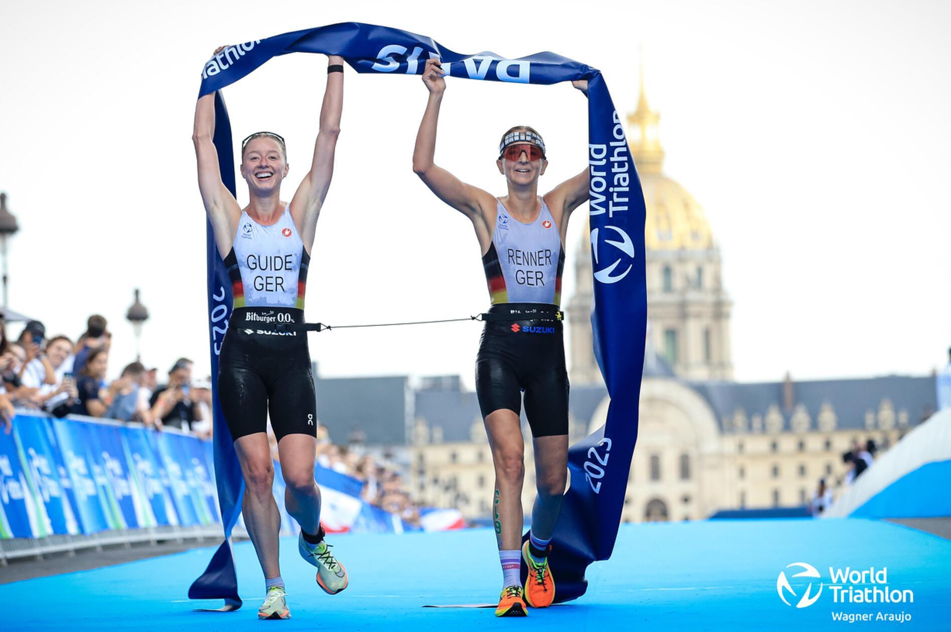 Paris sind für Anja Renner (rechts) die ersten Paralympischen Spiele. Sie wird beim Highlight dabei sein, wenn die Seine nach über 100 Jahren wieder zum Schwimmen einladen soll. Sie tritt mit ihrer Guide Maria Paulig (links) in der Startklasse für visuelle Einschränkungen an.