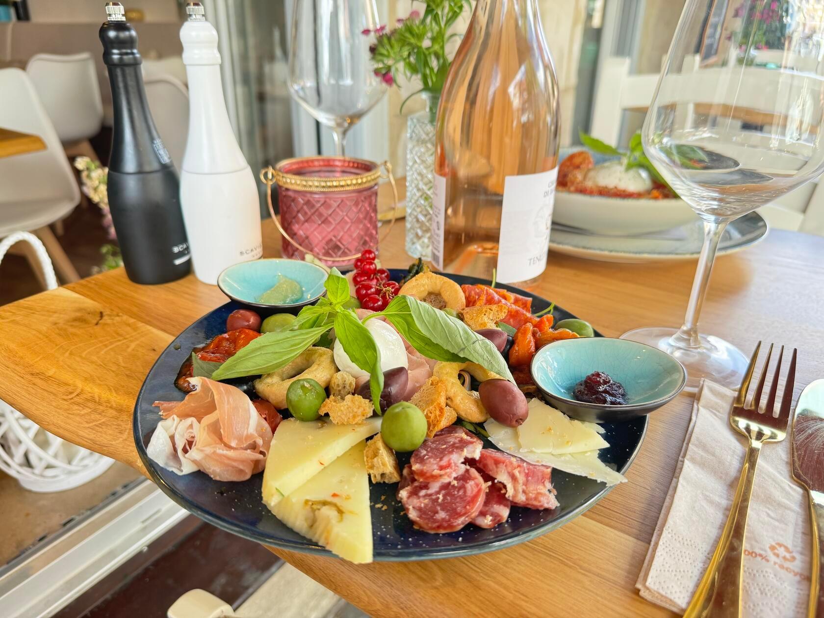 Die Antipasti-Platten legen Wert auf besondere Produkte, direkt aus Italien.