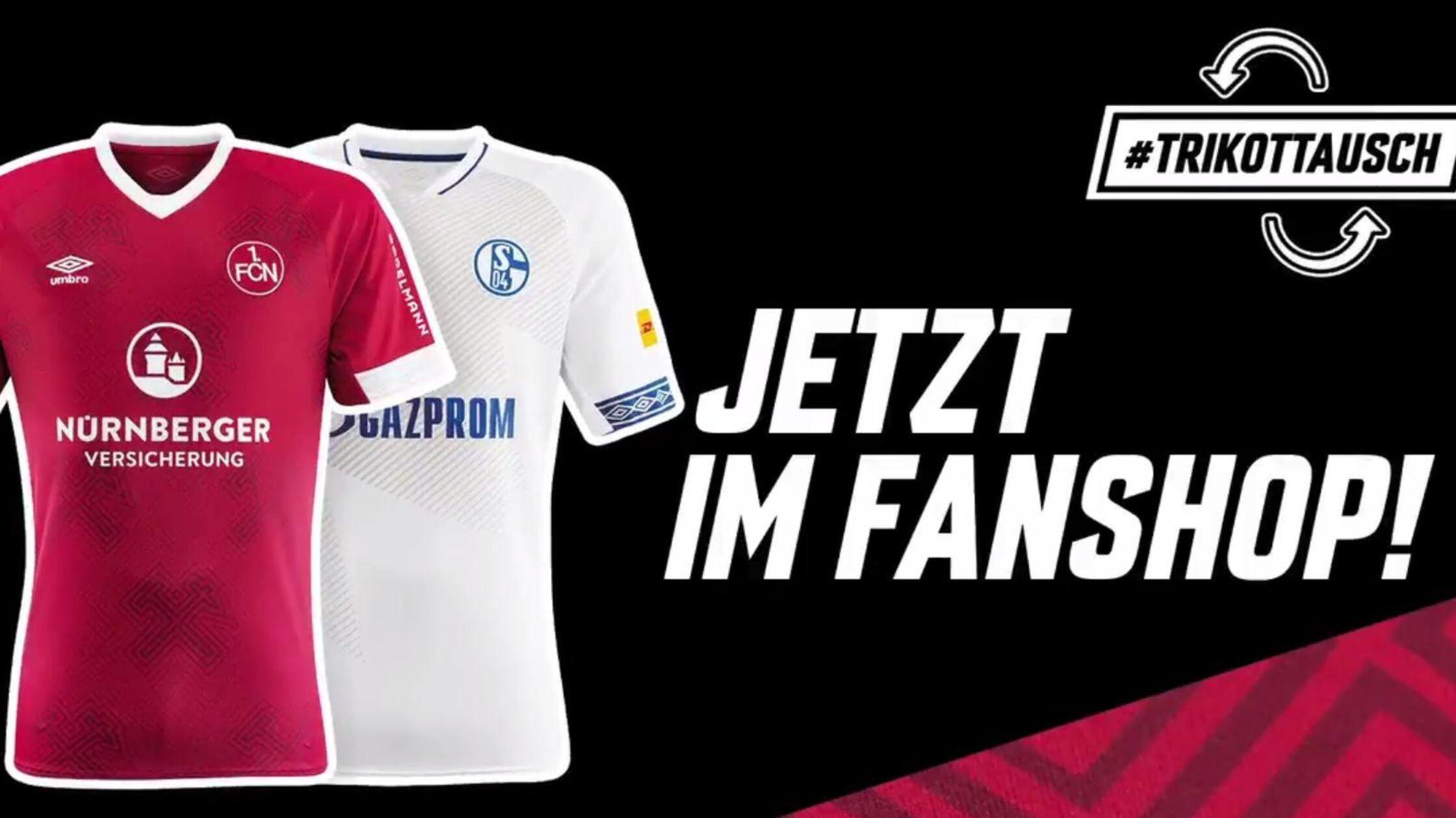 Sondertrikot 2018/19 Und für das Duell gegen den FC Schalke 04 hat sich Ausrüster Umbro, der sowohl den Club als auch die Knappen betreut, etwas verrücktes einfallen lassen: Ein echter Trikottausch unter Freunden. Der Club spielt im - auf FCN-Farben getrimmten - Schalke-Dress, während Königsblau das Auswärtstrikot des FCN mit einigen Anpassungen trägt. Ein ganz besonderes Zeichen einer ganz besonderen Freundschaft.
