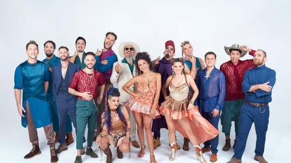 La Delio Valdez nennt sich ein vielbeiniges Cumbia-Orchester. Die argentinische Formation feierte im vergangenen Jahr ihr Debüt in Europa. Nun tritt das 15-köpfige Ensemble beim Bardentreffen auf. La Delio Valdez performen am Freitag, 26. Juli, um 21.30 Uhr auf dem Hauptmarkt.