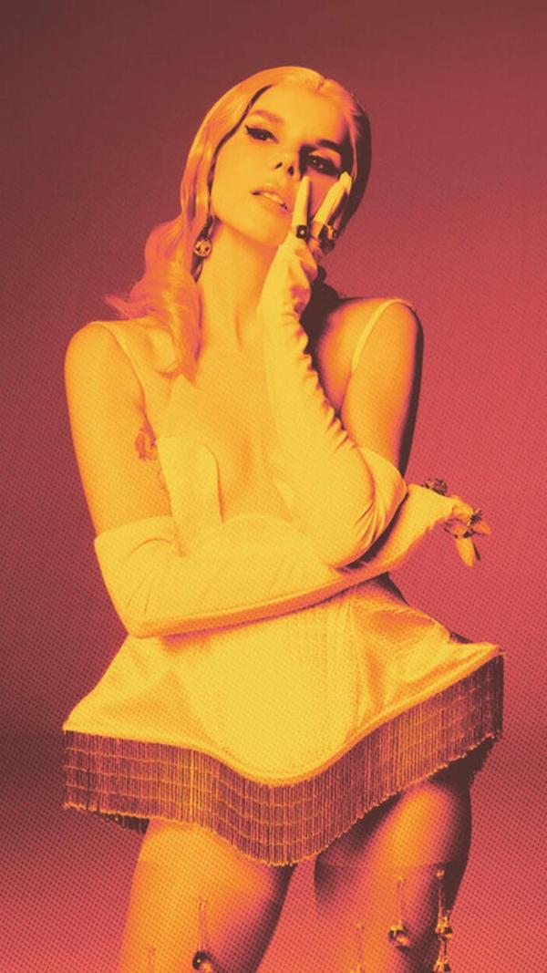 Gaye Su Akyol gilt als heißes Eisen der Songwriter-Szene. Am Sonntag, 28. Juli, tritt die Türkin auf dem Hauptmarkt auf. Beginn: 15 Uhr.