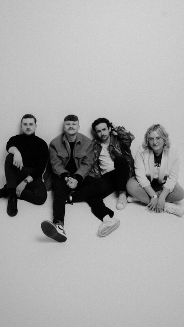 Frech, jung und frisch ist der Sound von Hadé. Beim Bardentreffen sind die vier am Sonntag, 28. Juli, auf dem Lorenzer Platz im Einsatz. Beginn: 18 Uhr.