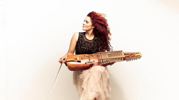 Ana Alcaides Produktionen sind angetrieben von der Suche nach Verbindungen in der traditionellen Musik verschiedener Kulturen. Am Samstag, 27. Juli, konzertiert die Spanierin in St. Katharina. Beginn: 14 Uhr.