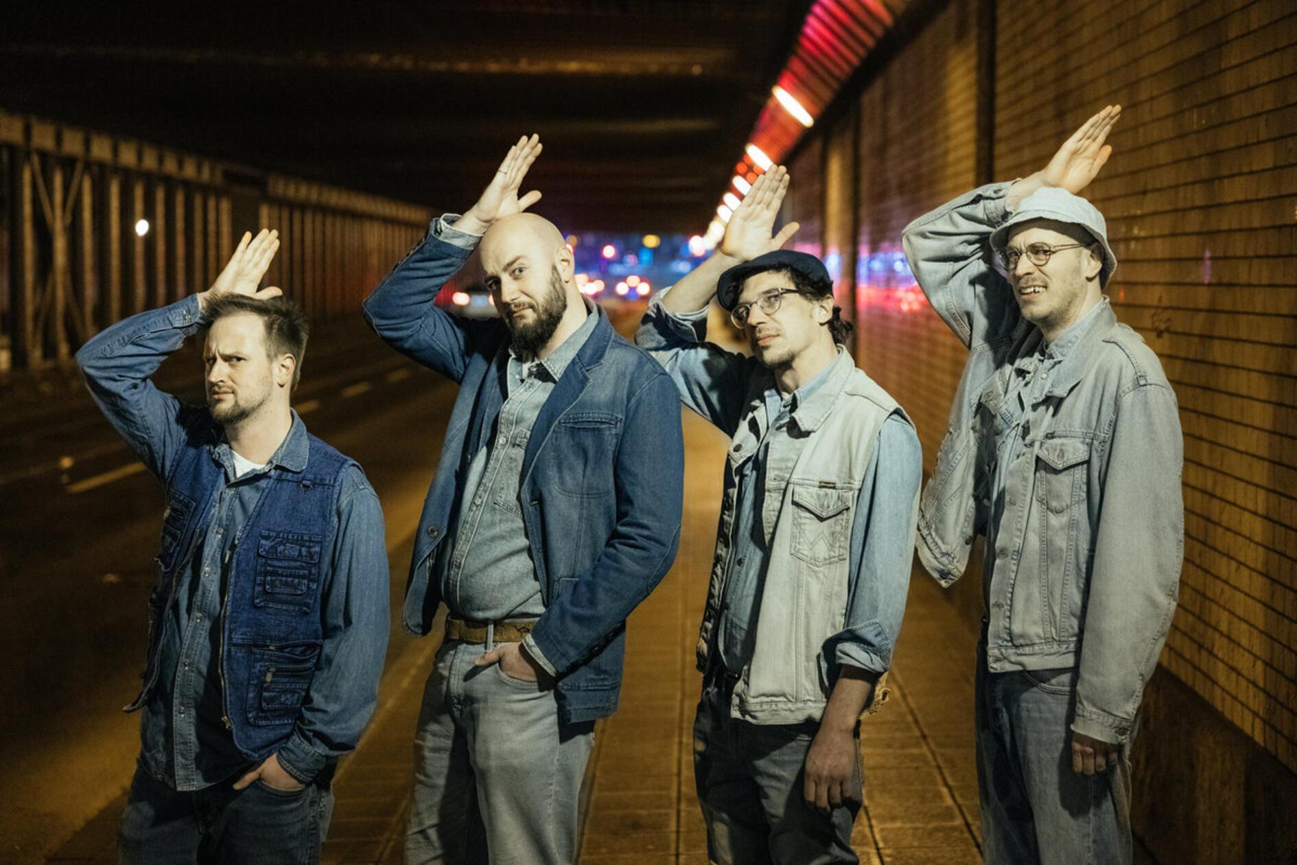 Bei einem Konzert mit den Disco Dolphins bekommt die Zuhörerschaft einen Mix aus Funk, Punk, Disco und Rock'n'Roll geboten. Am Samstag, 27. Juli, spielen die Disco Dolphins auf dem Lorenzer Platz. Beginn: 17.50 Uhr.