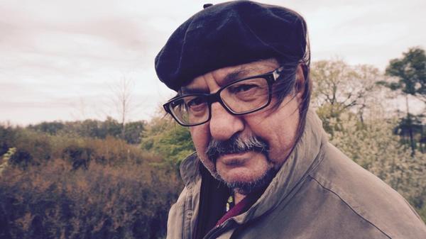 Manfred Maurenbrecher macht seit 40 Jahren Musik. Beim Bardentreffen tritt der Komponist am Samstag, 27. Juli, im Kreuzigungshof in Erscheinung. Mit dabei hat er sein 23. Album "Menschen machen Fehler". Beginn: 14 Uhr.