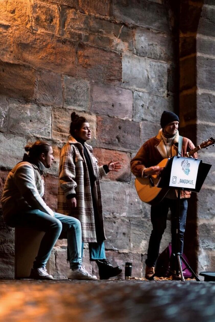 Die einstige Coverband Random us bespielt am Samstag, 27. Juli, die Straßenbühne. Start ist um 19 Uhr.